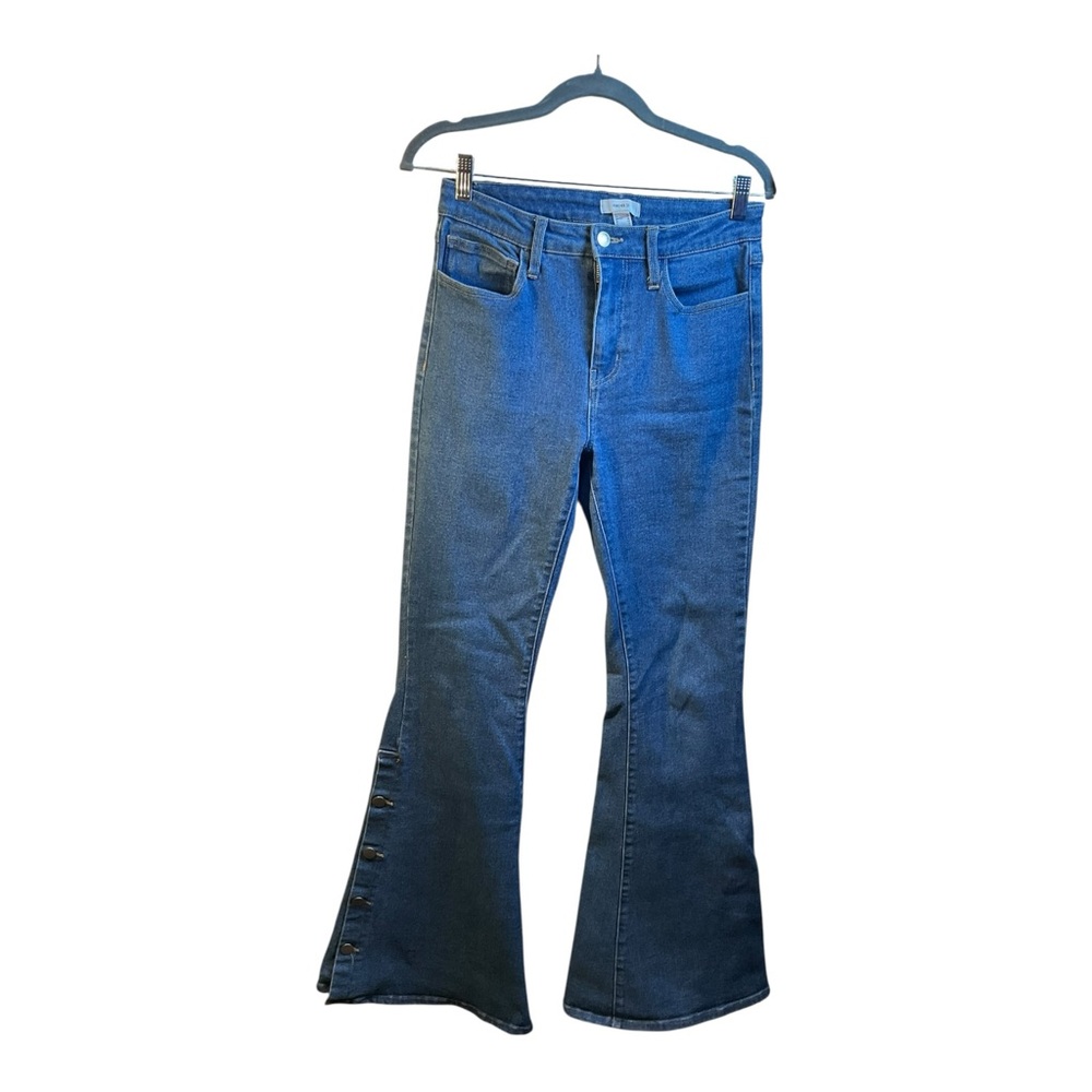 Forever 21 Women’s High Rise Flare Leg Button Hem Jeans  Medium Wash Size 28